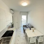 White - Solo Per Famiglie- Walterigato Daire